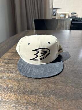 Anaheim Ducks NHL × Honda Promo Corduroy Snapback Hat Tan & Black